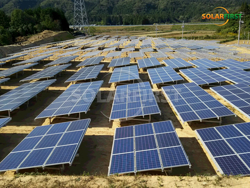 798 kWp Solar-Freiflächenkraftwerk in Japan