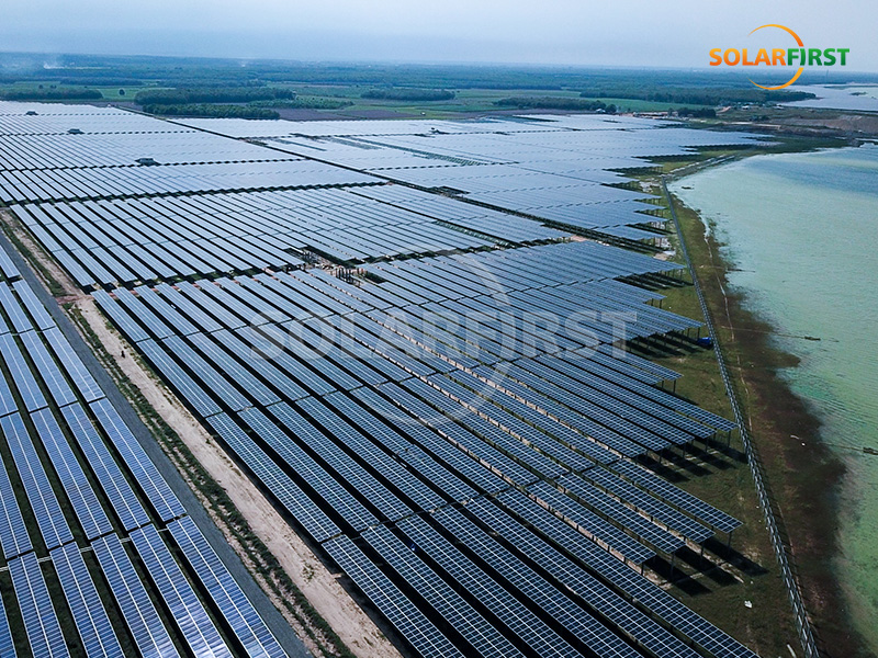108-MWp-Solar-Freiflächenkraftwerk in Vietnam