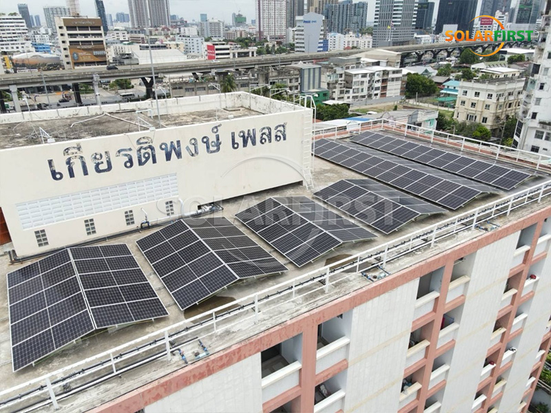 113 kWp Solarkraftwerk mit Betondach in Thailand