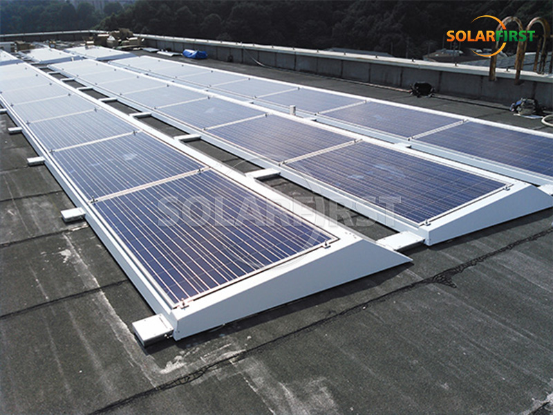 80 kWp Solarkraftwerk mit Betondach in Japan