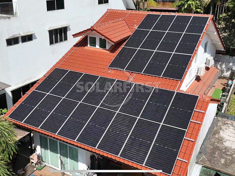 45 kWp Solarkraftwerk mit Ziegeldach in Thailand