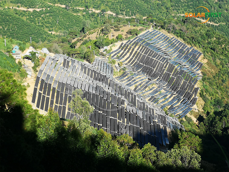 36-MWp-Solarkraftwerk mit flexibler Struktur in China