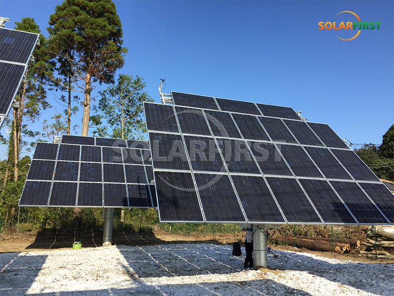 230-kWp-Zweiachsen-Tracking-Lösung in Japan
