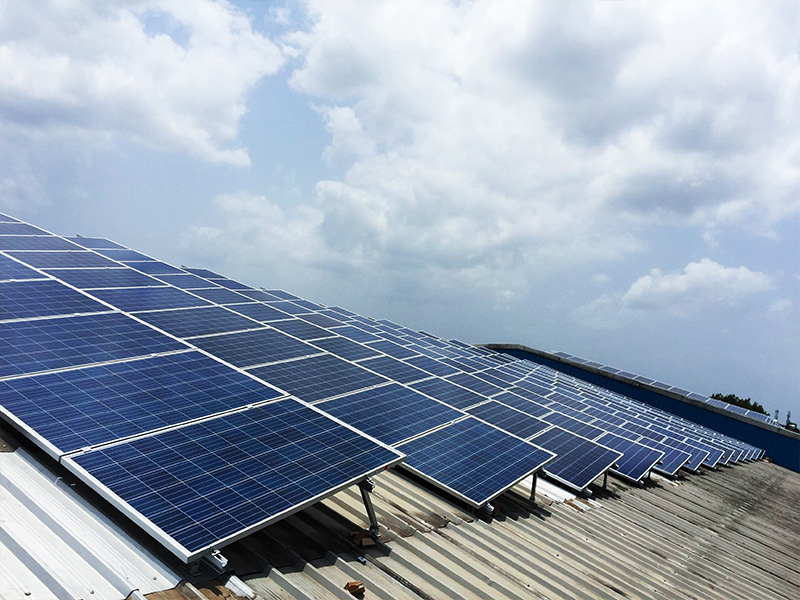 Dachhalterungsserie: Verstellbare Metallbeine für optimale Solarmontage