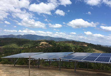 48.9 MWp-C-Haufen-Solar-Boden-Einbau-Projekt in Malaysia 2020
