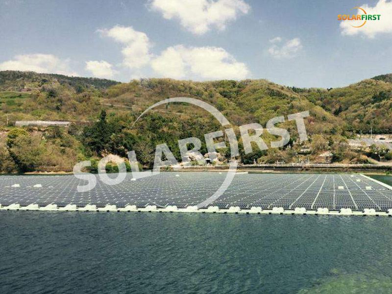 Nehmen Sie das schwimmende Photovoltaik-Kraftwerk an der Wasseroberfläche kennen
